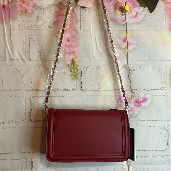 Badgley Mischka vegan leather brick red small pleaded Crossbody NWT - Picture 9 of 13